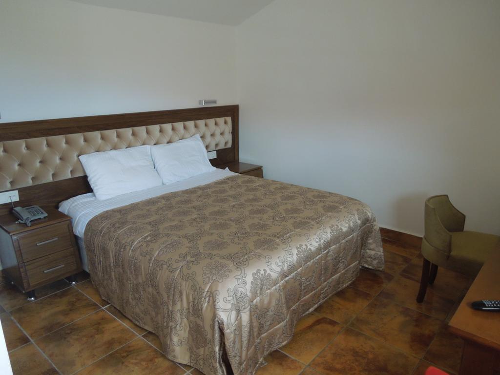 Masi Hotel İmroz Camera foto